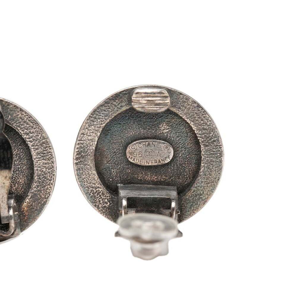 CHANEL Authentic Vintage Black Earrings - Picture 3 of 3